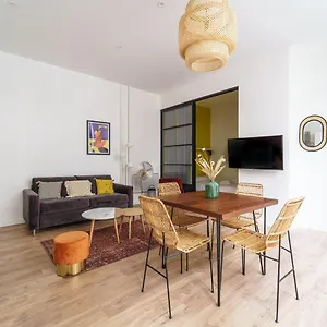 Parisuites Canal Saint Martin Chic & Design & Cosy Parigi