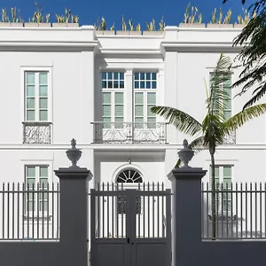 https://the-park-suites.tenerifehoteles.net